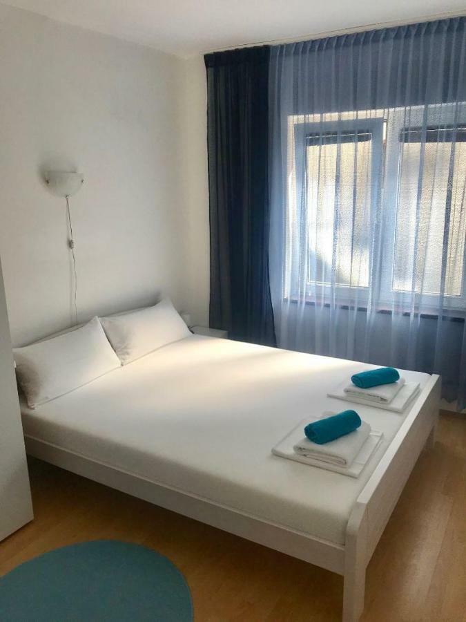 Delfin Apartments Crikvenica Exterior foto